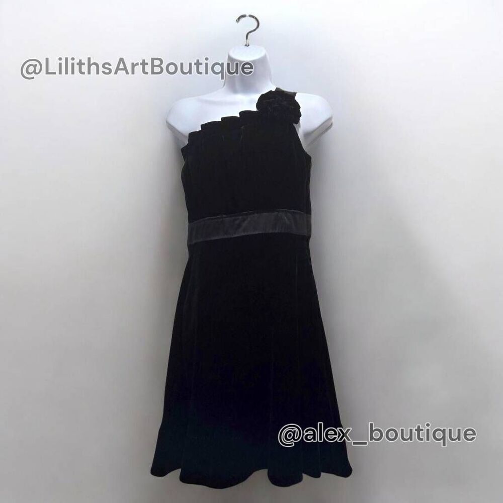 Phoebe Couture One-shoulder Velvet Cocktail Dress(C042)-Size 10 for Women - Picture 3 of 9